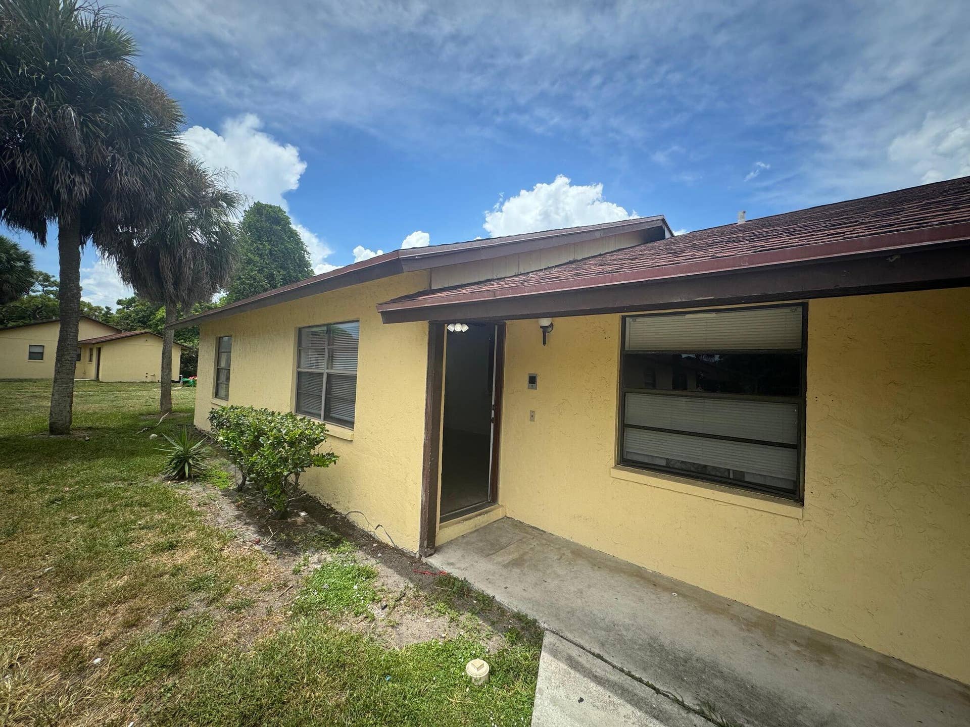 403 Glenwood Drive, #403, West Palm Beach, West Palm Beach, FL 33415 403 Glenwood 1