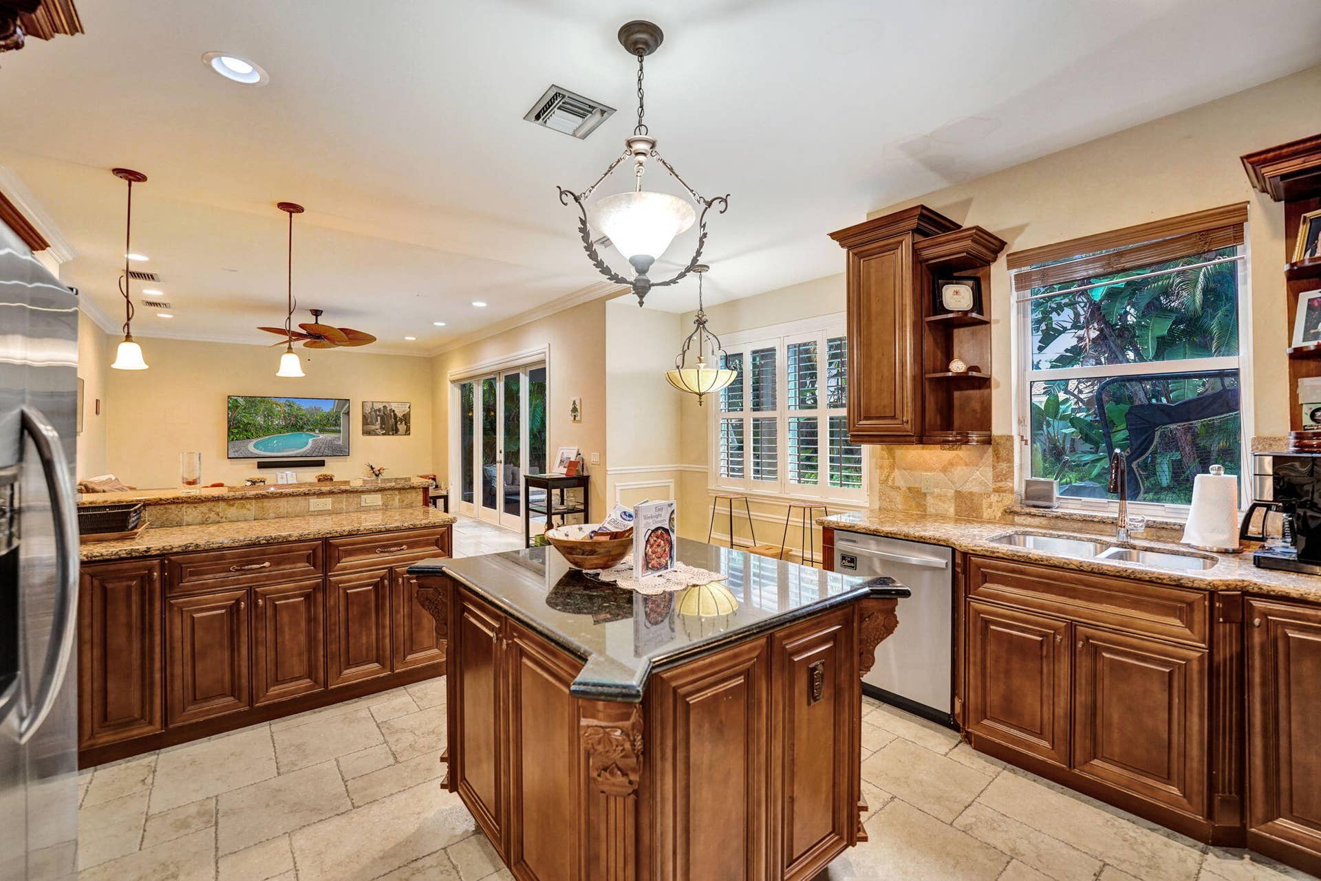 2575 SE 7TH Drive, Pompano Beach, FL 33062 30