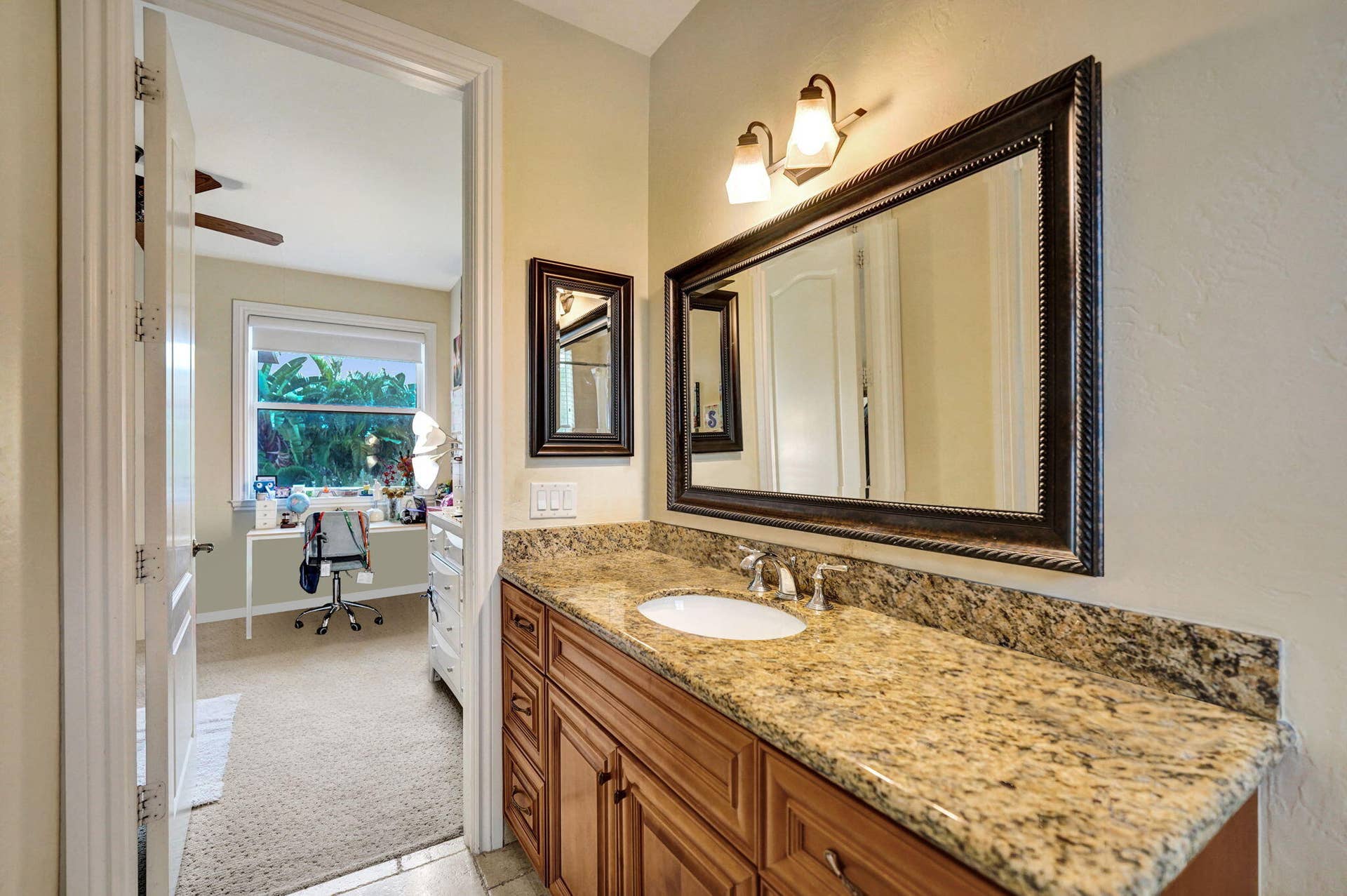2575 SE 7TH Drive, Pompano Beach, FL 33062 68-web-or-mls-DSC06348