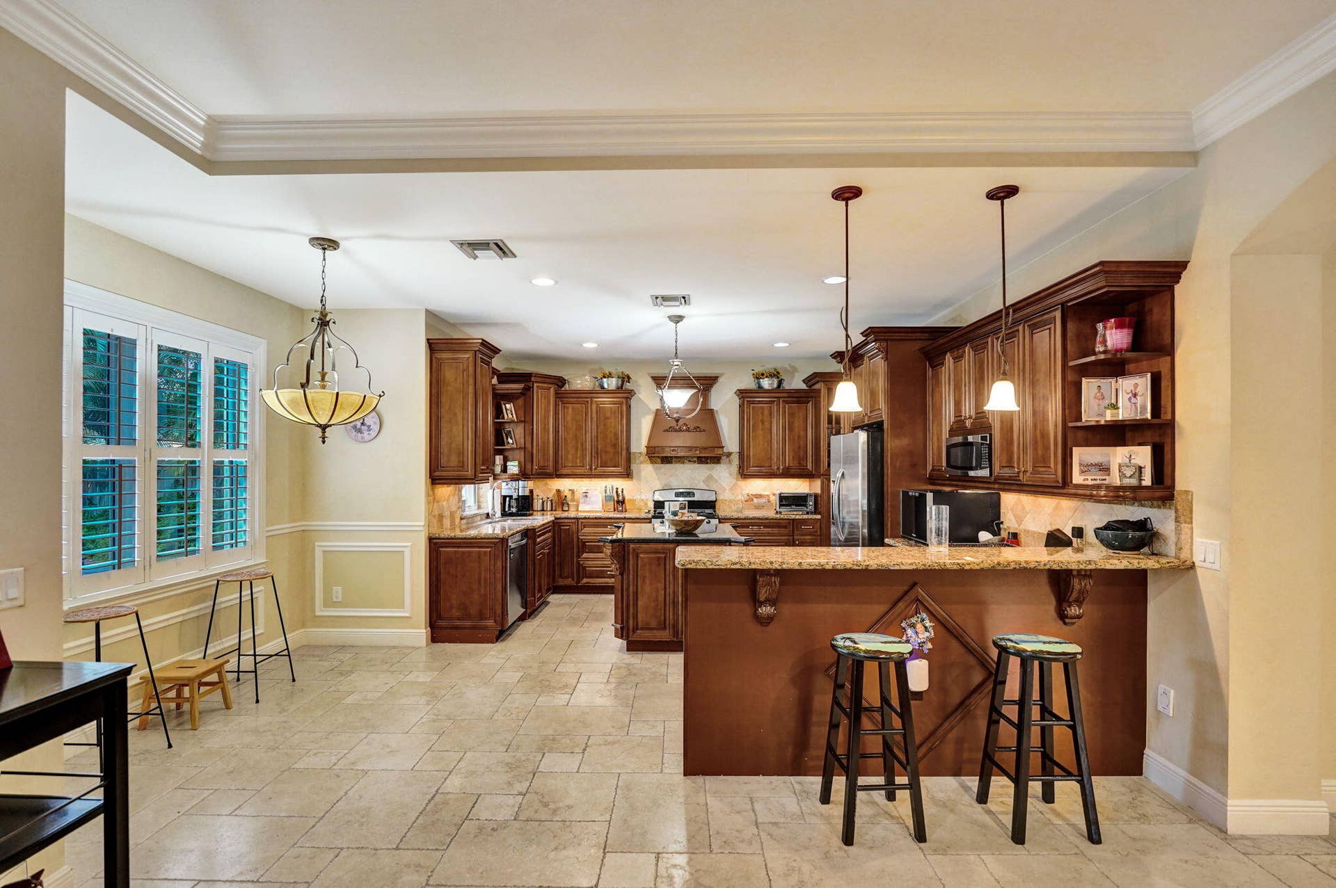 2575 SE 7TH Drive, Pompano Beach, FL 33062 21