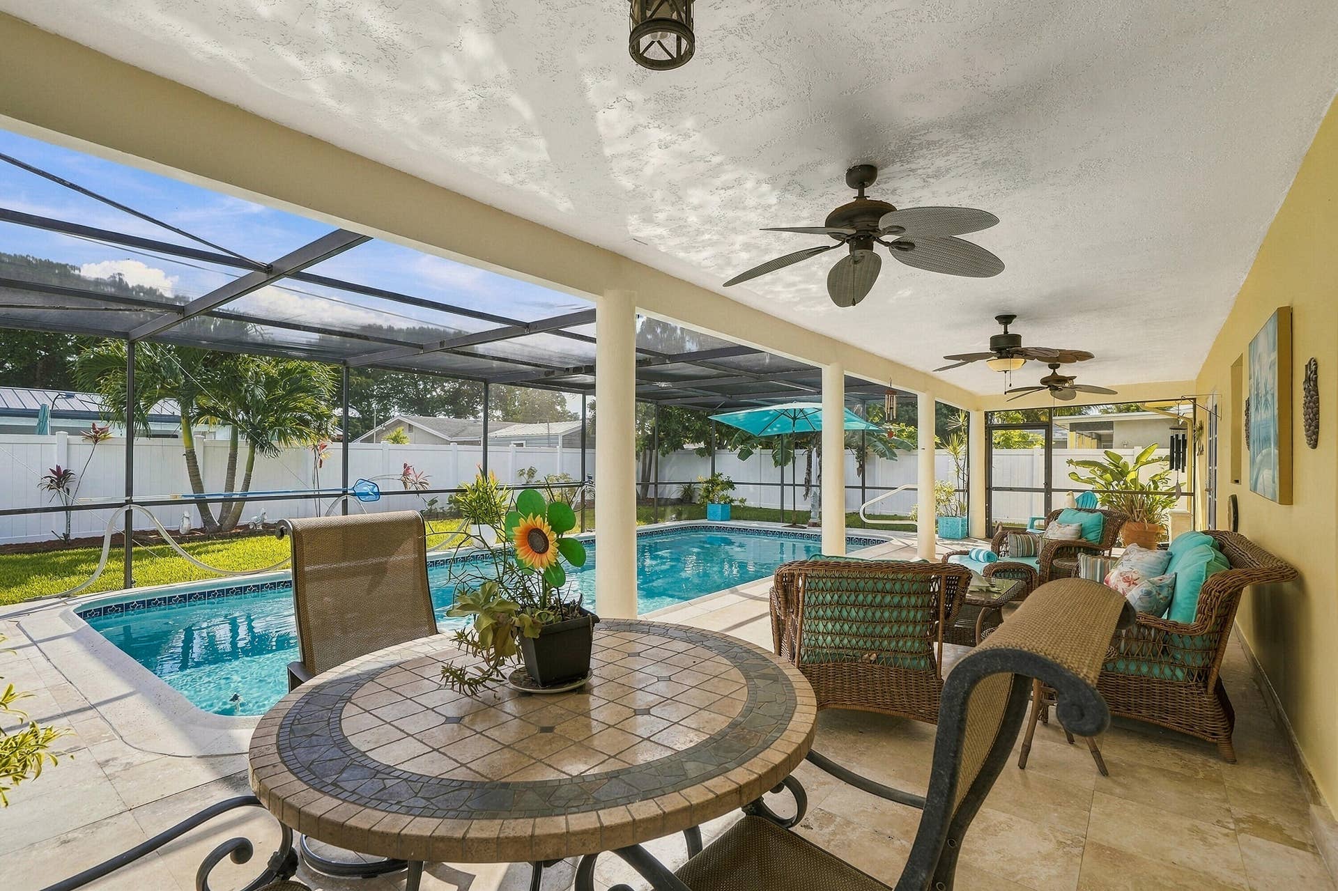 7360 NW 14th Street, Plantation, FL 33313 Pool and Patio Screened