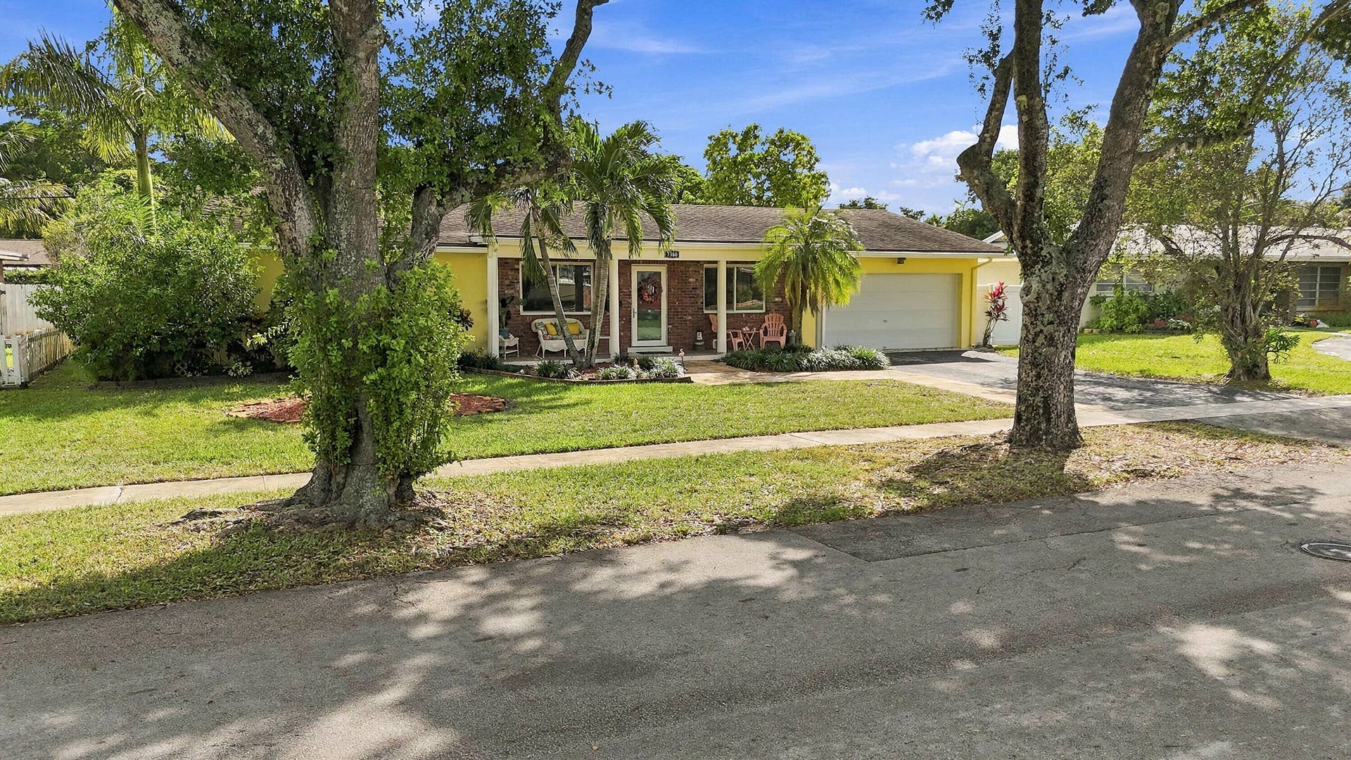 7360 NW 14th Street, Plantation, FL 33313 Front Aerial View
