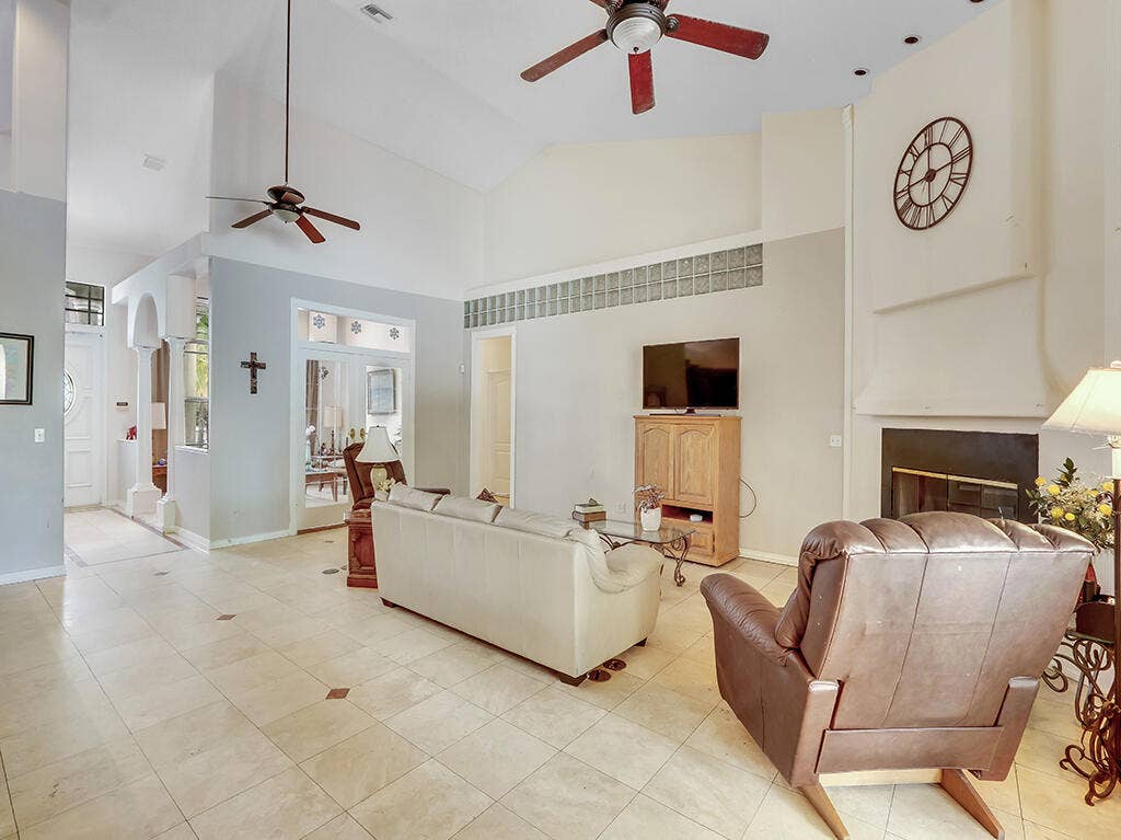 15507 Citrus Grove Blvd - Family Room 3