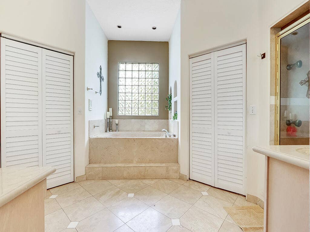 15507 Citrus Grove Blvd - Master Bath