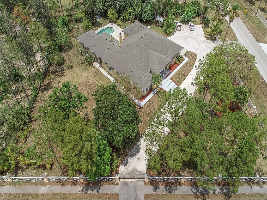 15507 Citrus Grove Blvd - Aerial Front L