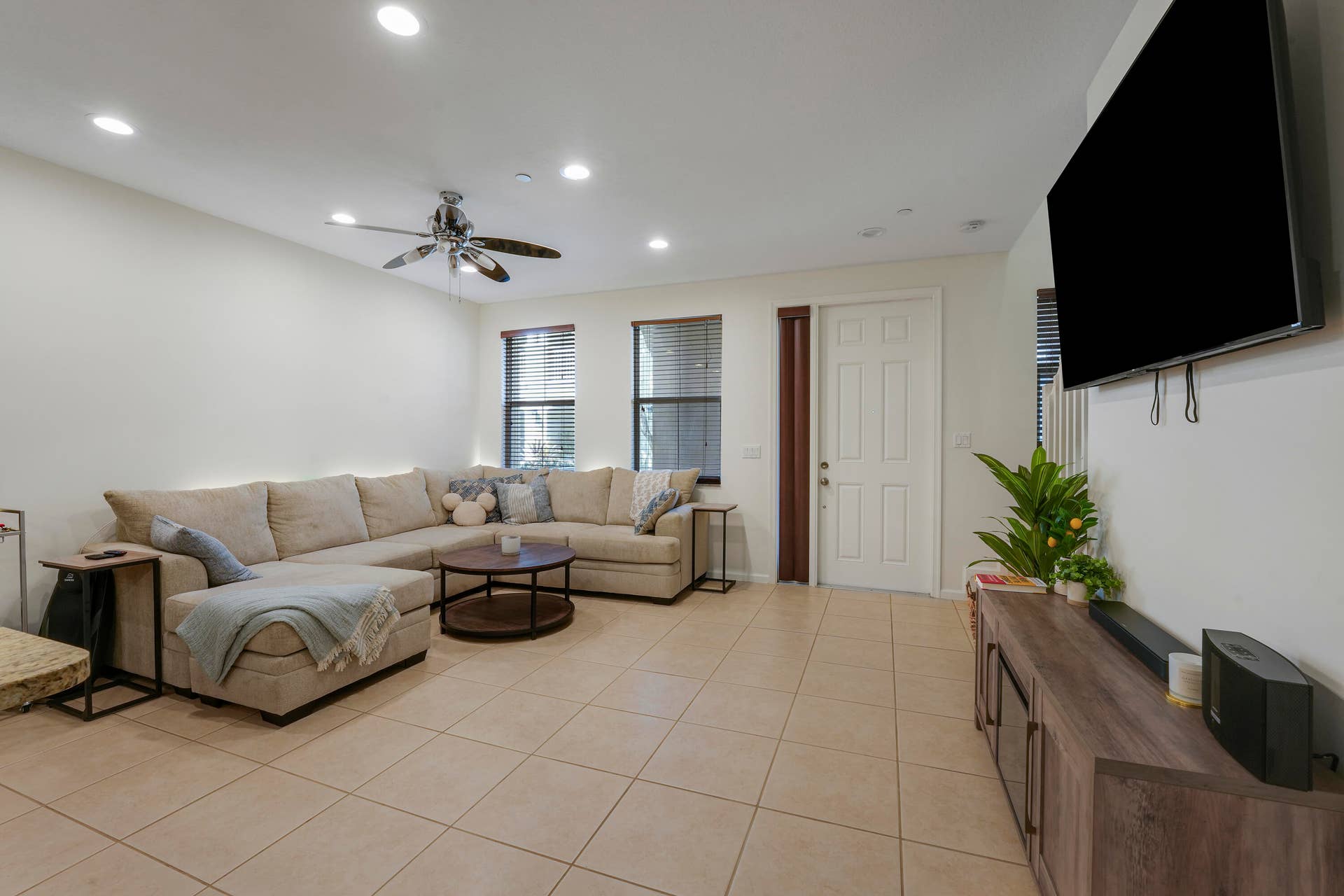 4326 Cascada Circle, Hollywood, FL 33024 Neutral tile flooring, recessed lighting, and a ceiling fan with integrated lighting