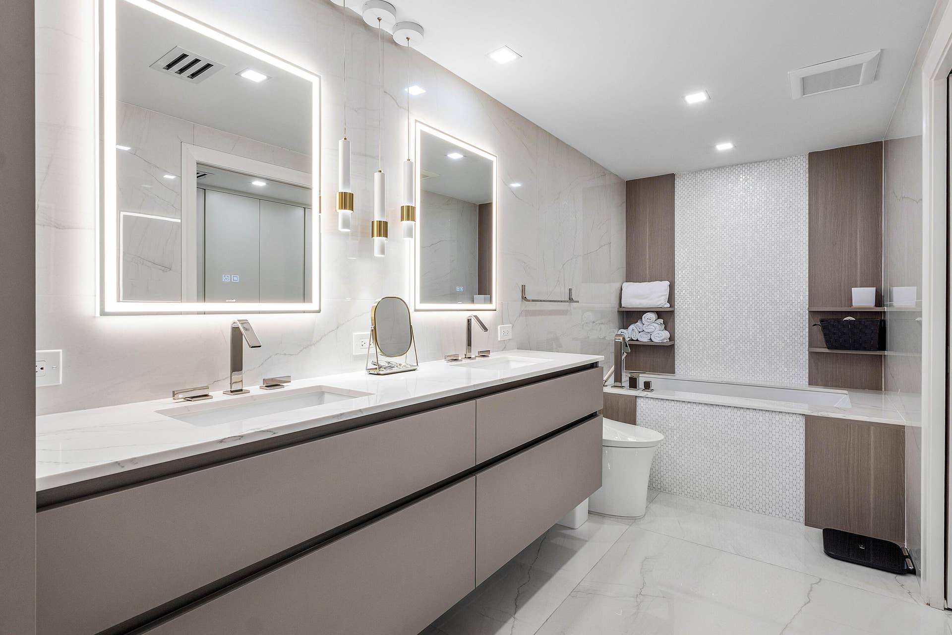 875 E CAMINO REAL, #11A, Boca Raton, FL 33432 023-875EastCaminoReal-11-BocaRaton-FL-33