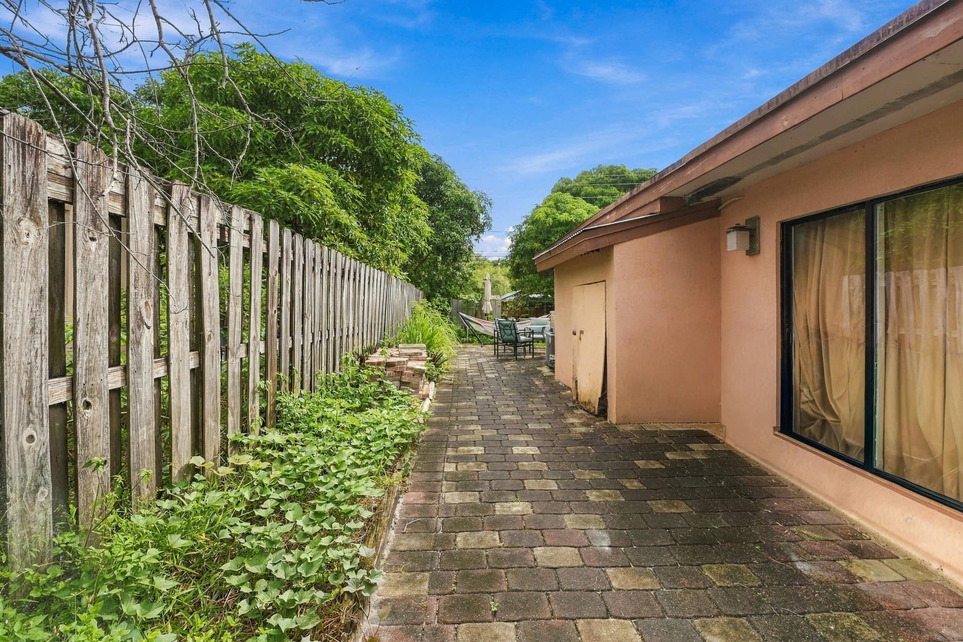 4972 NE 14TH Avenue, Pompano Beach, FL 33064 Patio
