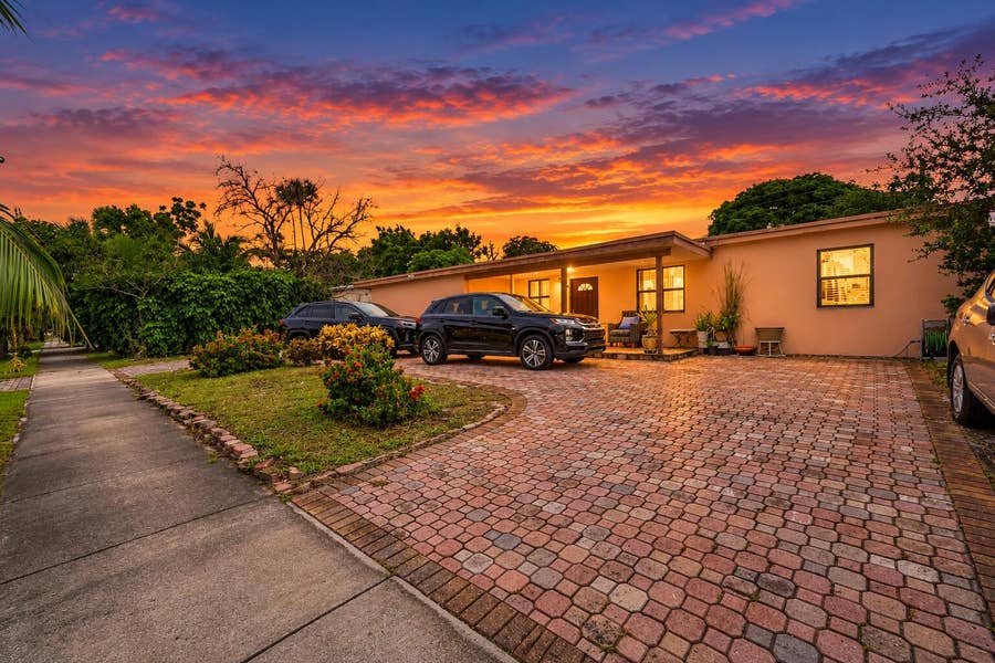 Property photo for 4972 NE 14TH Avenue, Pompano Beach, FL