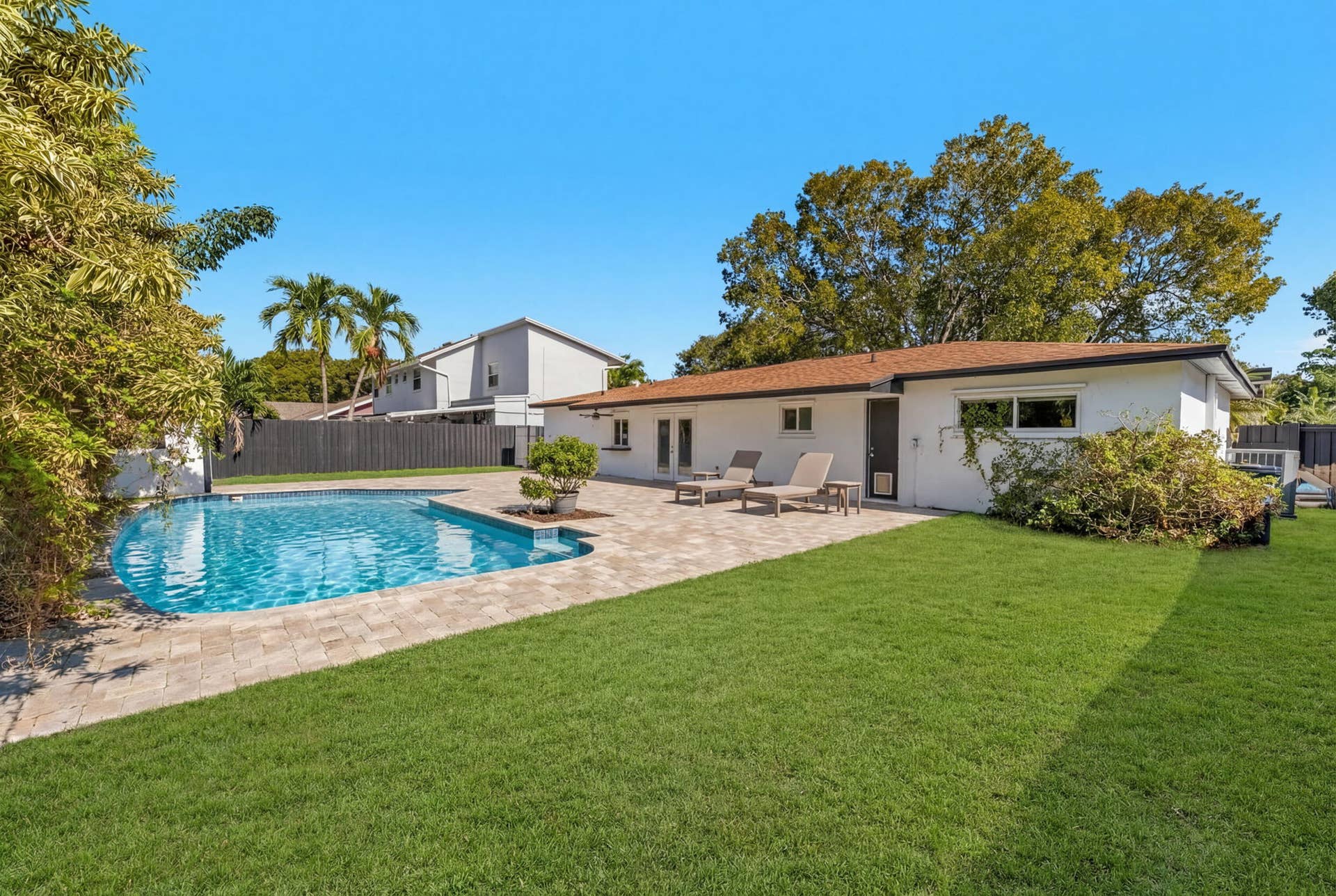 5313 SW 103rd Avenue, Cooper City, FL 33328 Digital Staged