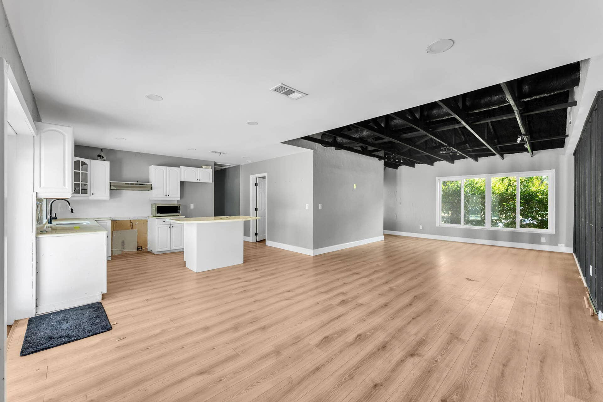 5313 SW 103rd Avenue, Cooper City, FL 33328 Living/Kitchen/Dining