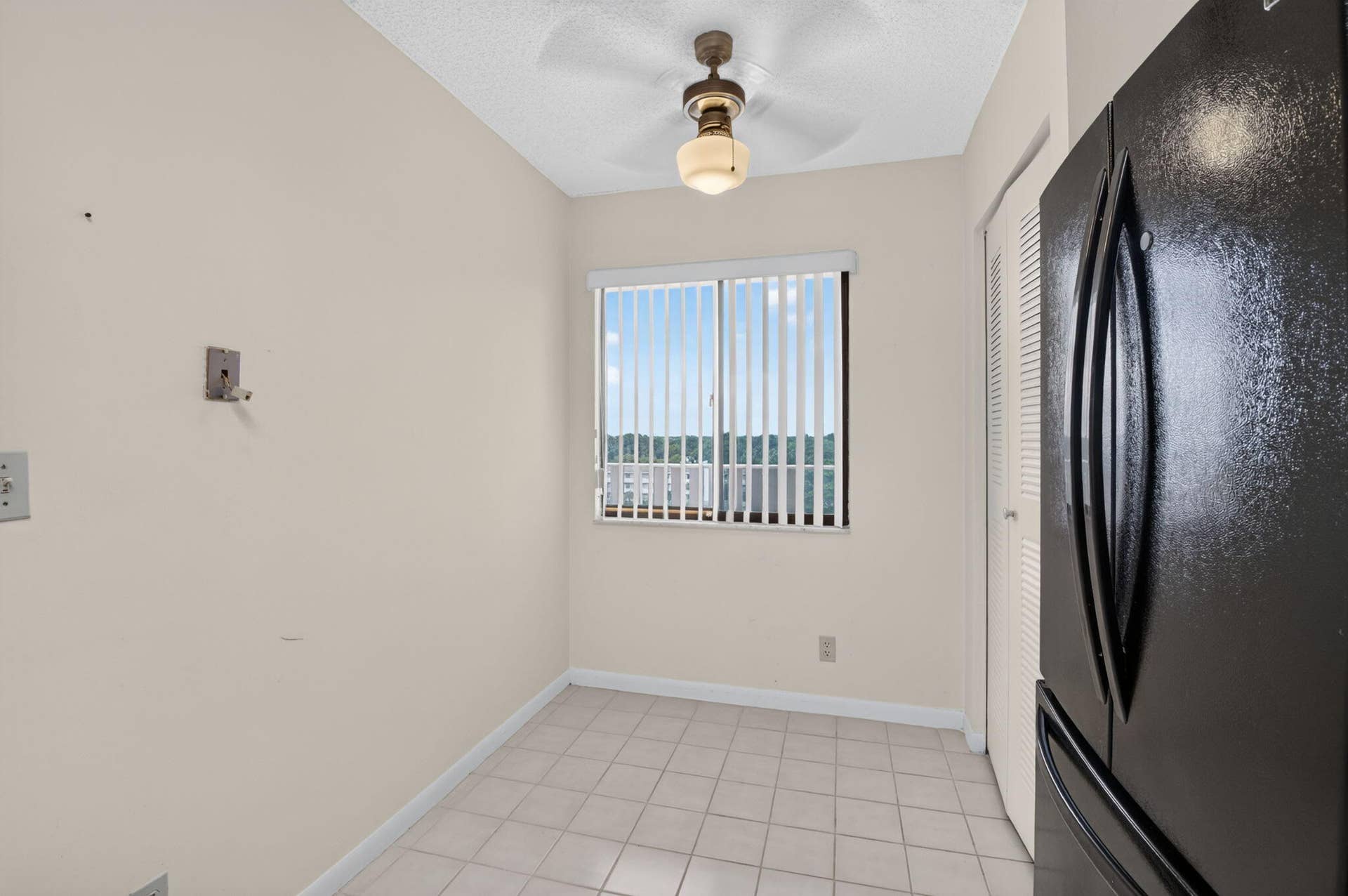 7240 Huntington Lane, #806, Delray Beach, FL 33446 Kitchen