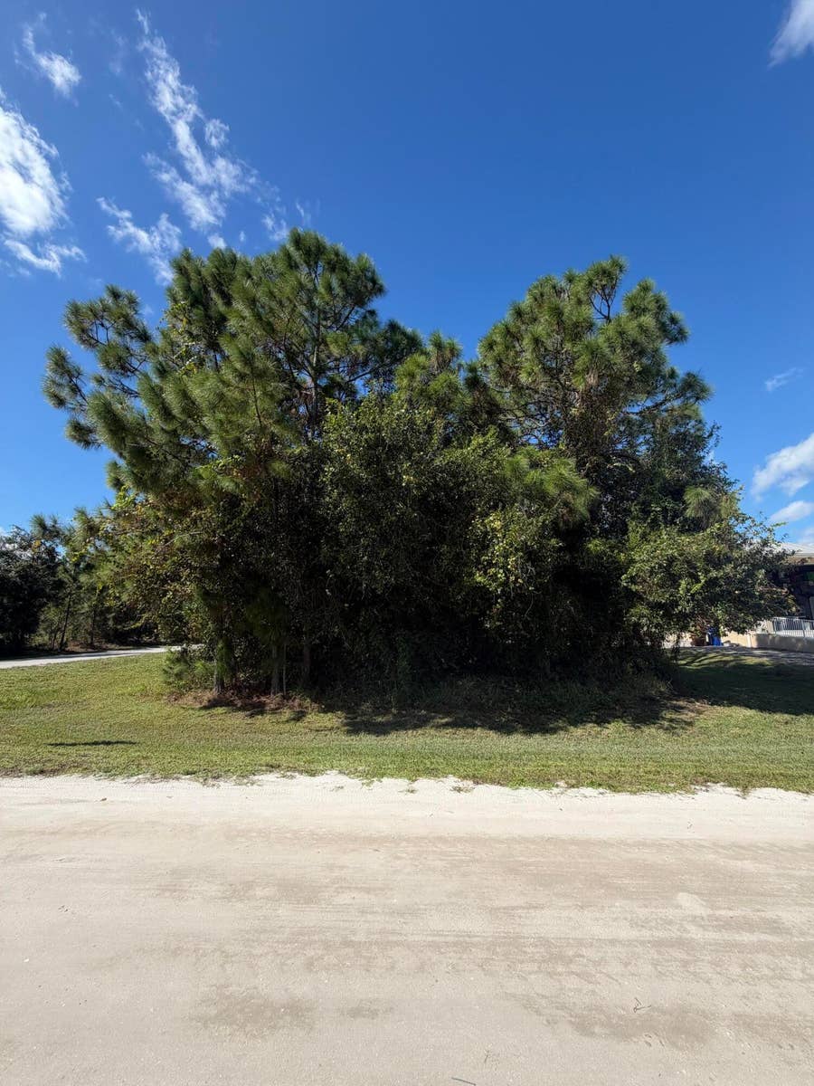 Property photo for 9870 79th Street, Vero Beach, FL