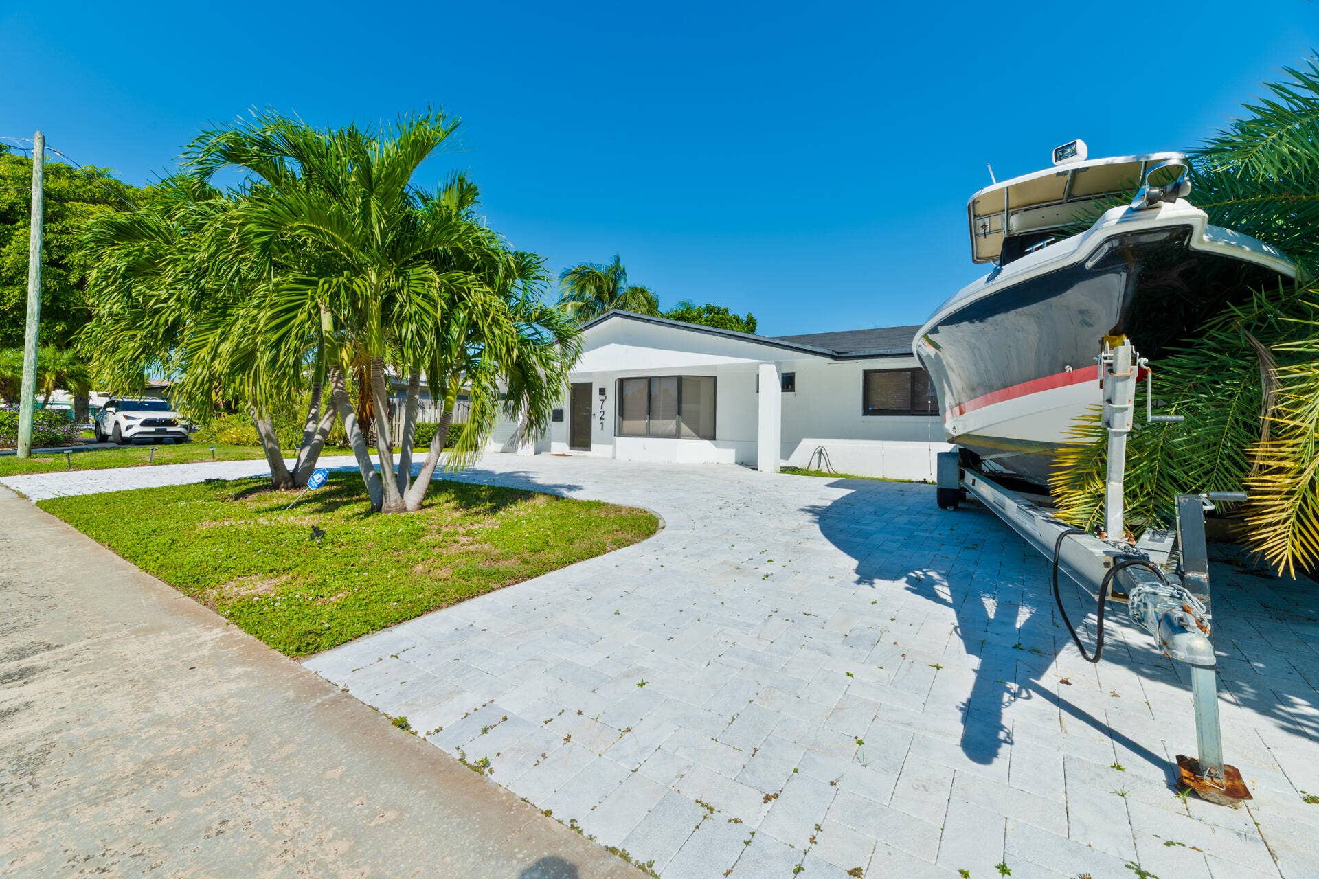 20261021 - 721 SE 5th Ct-3