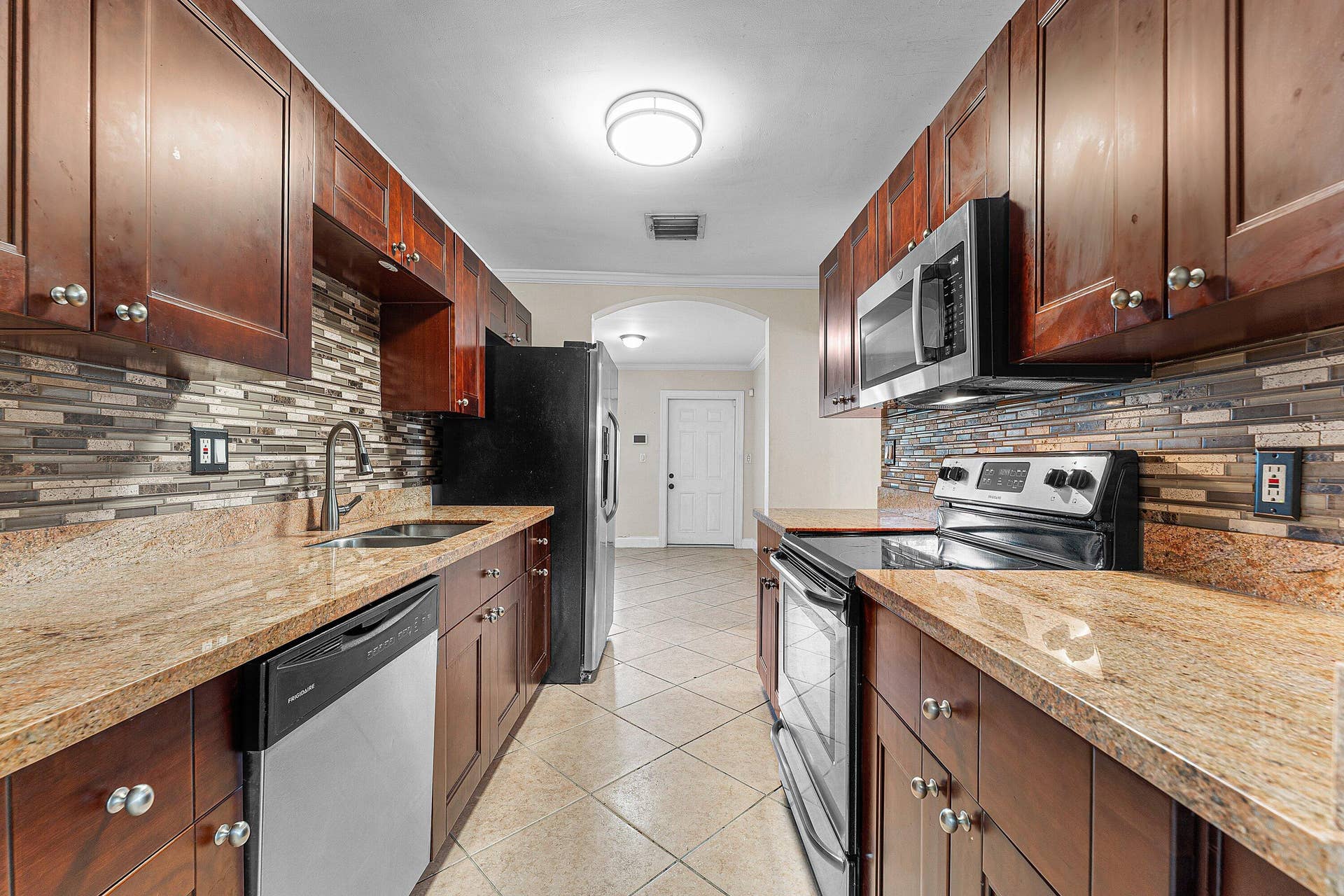 3080 NE 12TH Avenue, Pompano Beach, Pompano Beach, FL 33064 Kitchen
