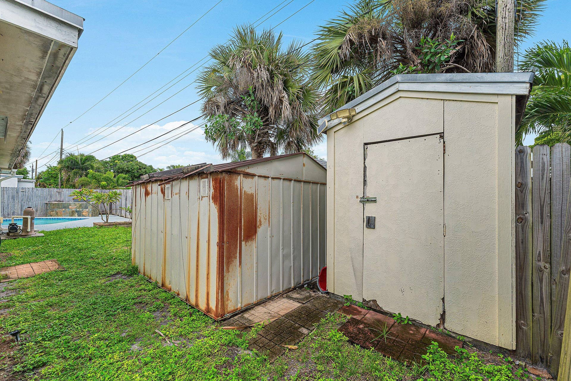 3080 NE 12TH Avenue, Pompano Beach, Pompano Beach, FL 33064 Backyard