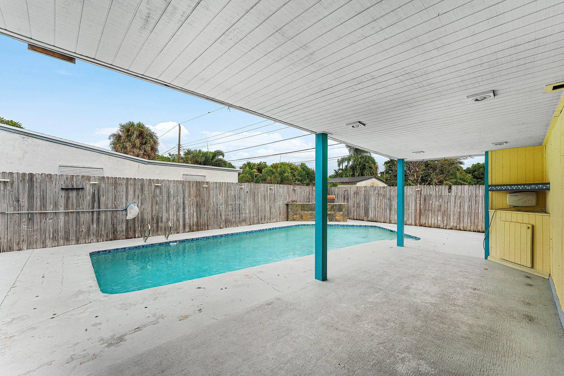 3080 NE 12TH Avenue, Pompano Beach, Pompano Beach, FL 33064 Pool