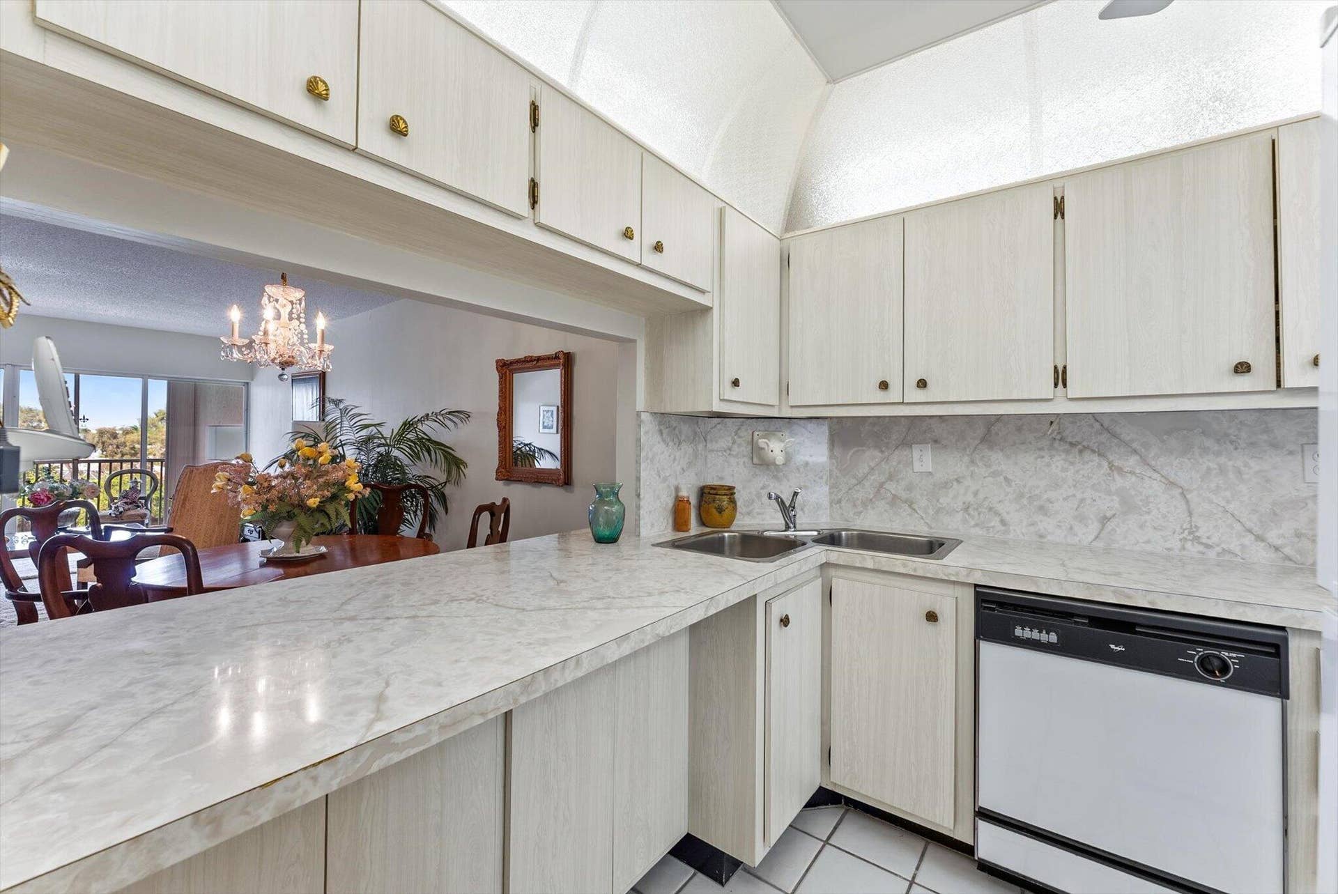 1319 E HILLSBORO Boulevard, #409, Deerfield Beach, FL 33441 10-10