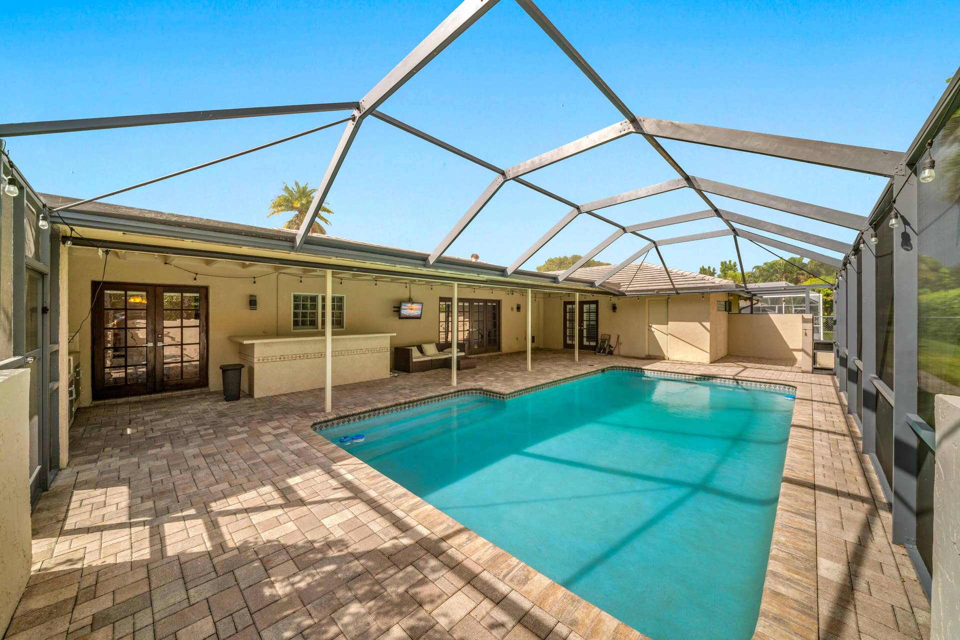 213 NW 94TH Way, Coral Springs, FL 33071 1-24
