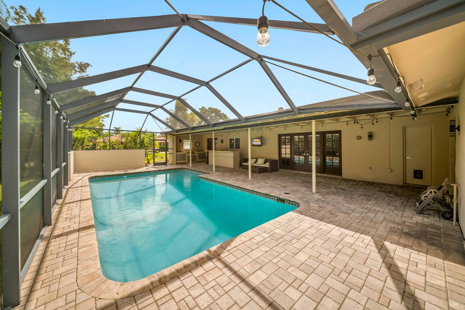 213 NW 94TH Way, Coral Springs, FL 33071 1-22
