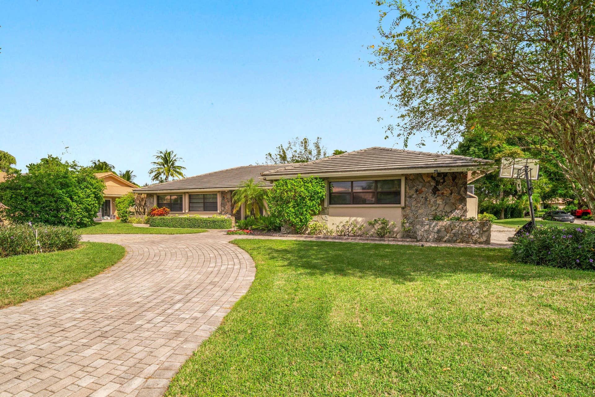 213 NW 94TH Way, Coral Springs, FL 33071 1-16