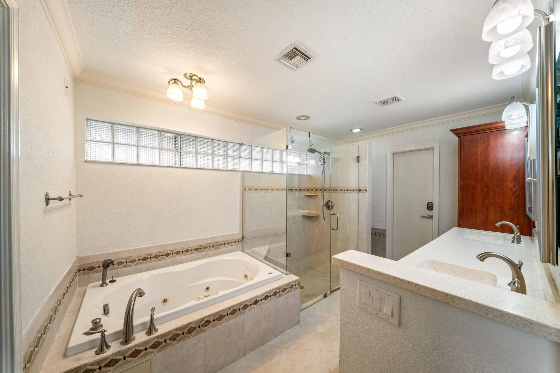 213 NW 94TH Way, Coral Springs, FL 33071 1-50