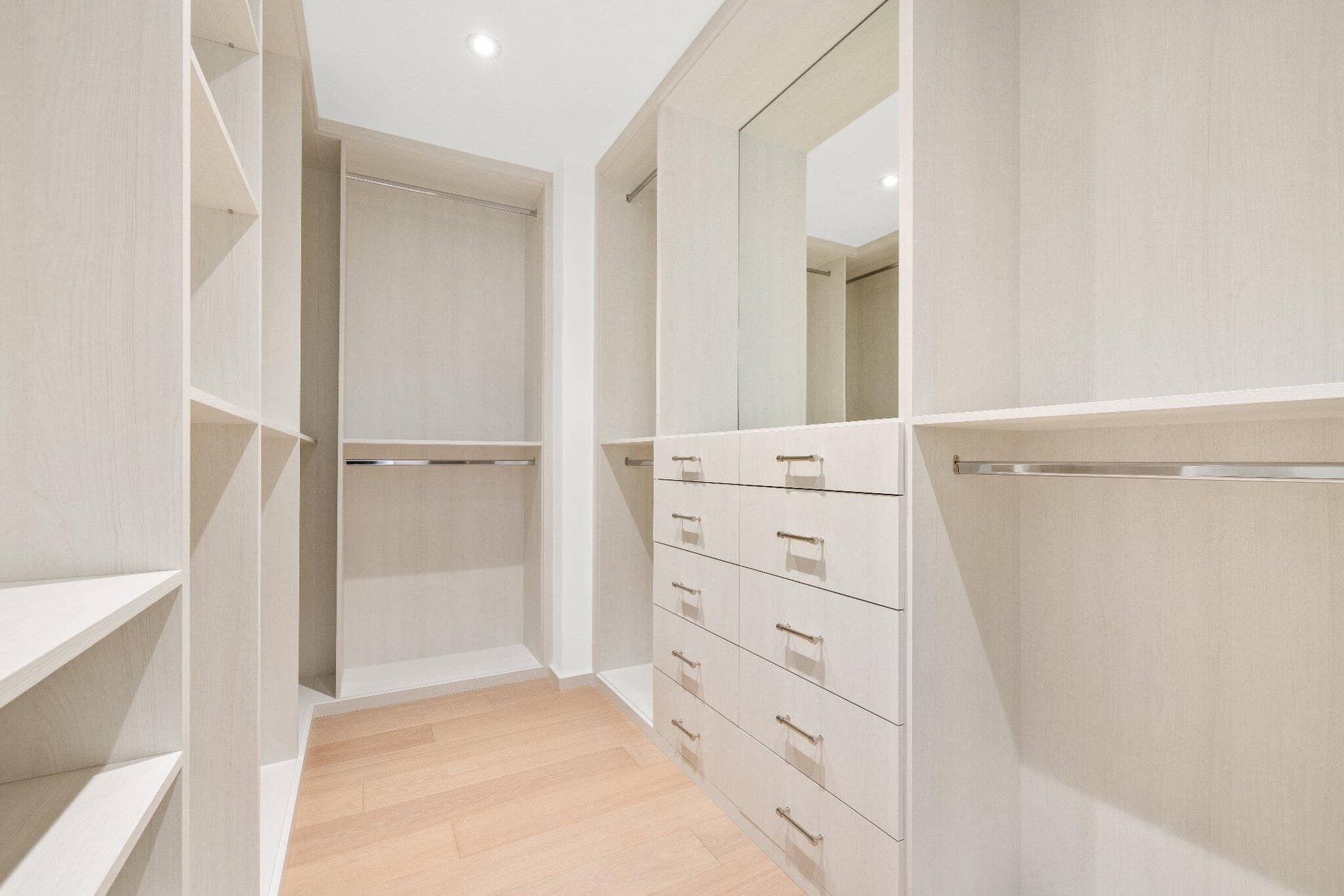 272 Sandpiper Drive, Palm Beach, FL 33480 Primary Closet 2