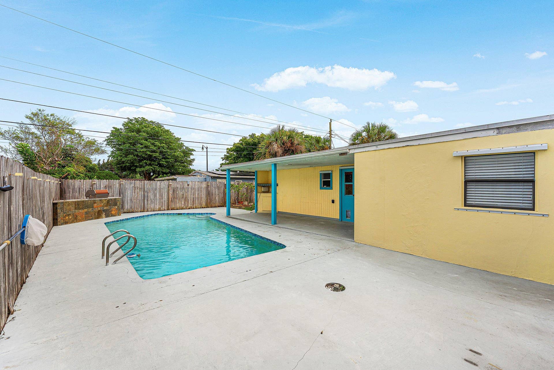3080 NE 12TH Avenue, Pompano Beach, FL 33064 Pool