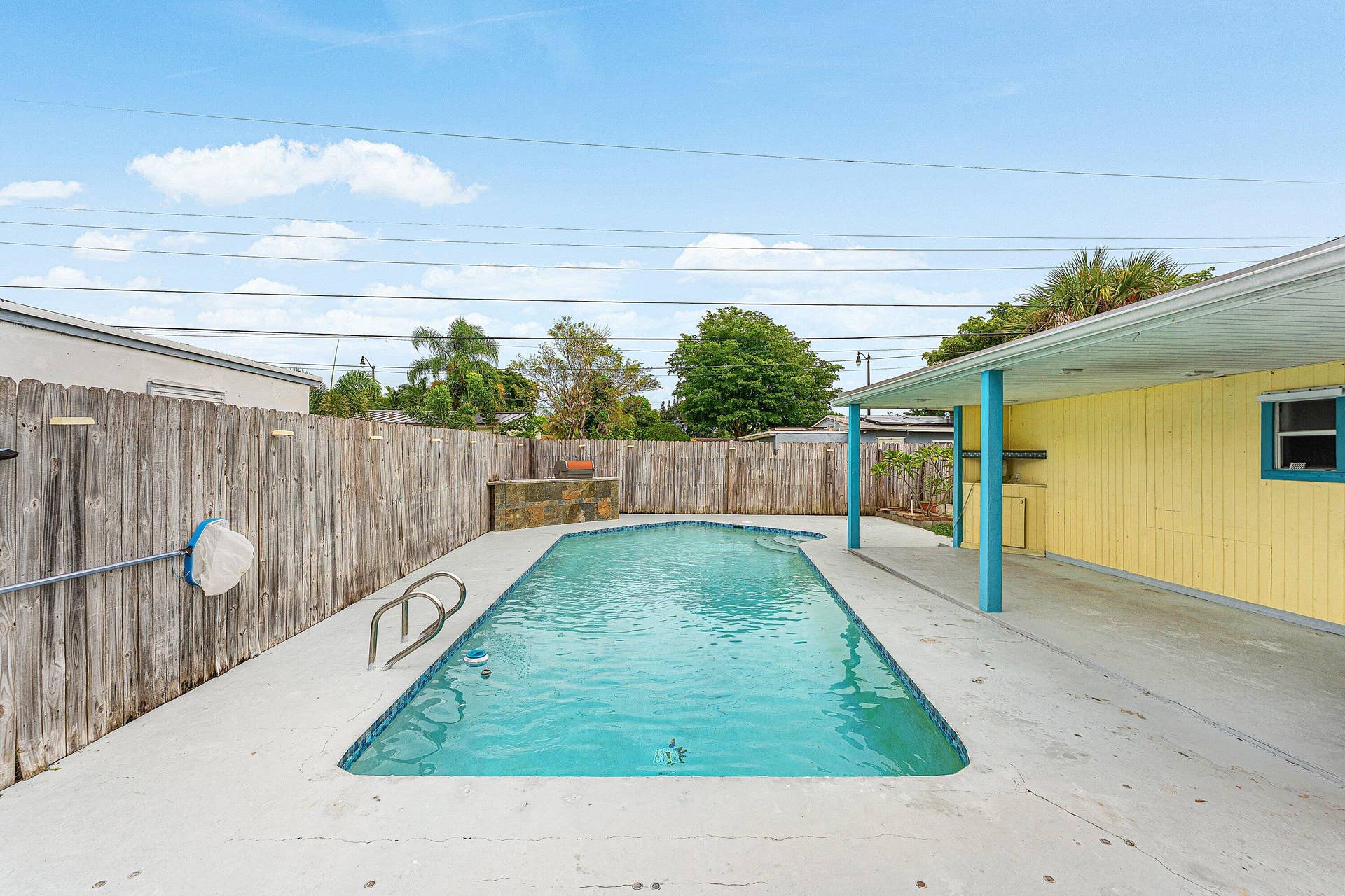 3080 NE 12TH Avenue, Pompano Beach, FL 33064 Pool