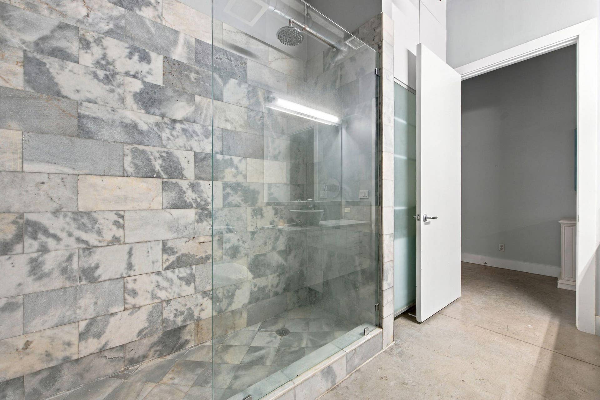 22-web-or-mls-434-nw-1st-ave-203
