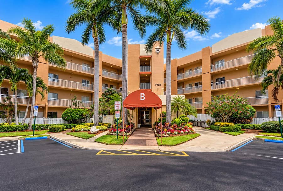 Property photo for 7725 YARDLEY Drive, #108, Tamarac, FL