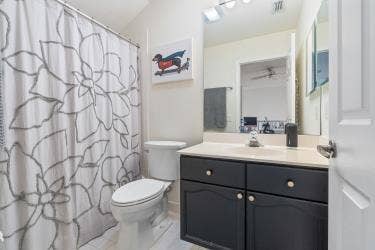 43 Pinnacle-2nd Bath