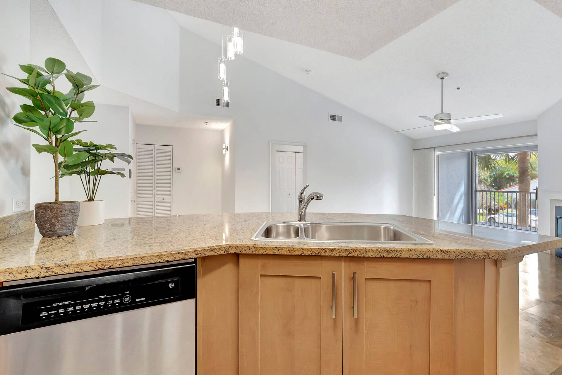 3111 Clint Moore Road, #203, Boca Raton, FL 33496 13_dsc_5202