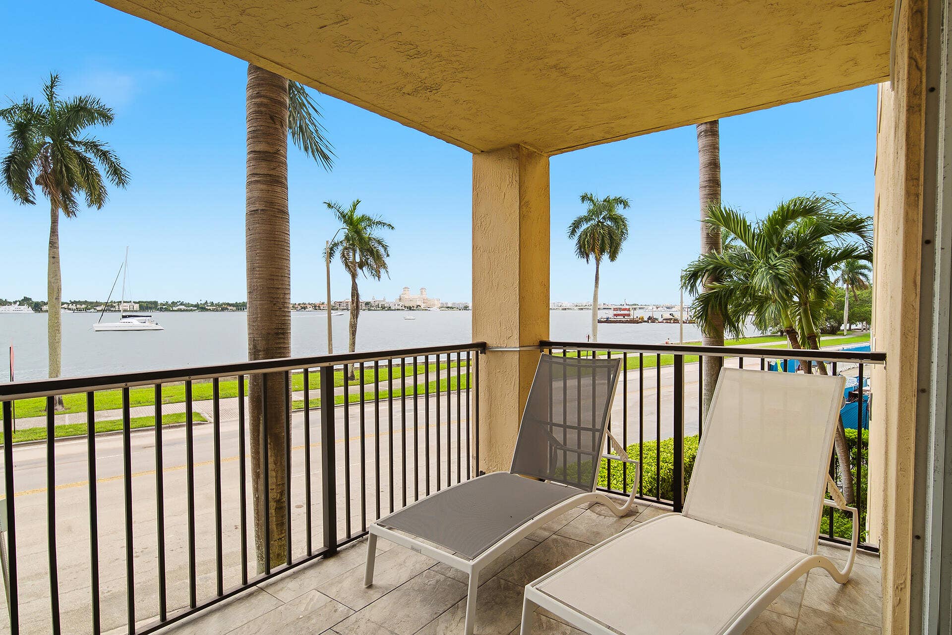 1801 N FLAGLER Drive, #201, West Palm Beach, FL 33407 1801-NORTH-FLAGLER-DR-UNIT-201-33407-013