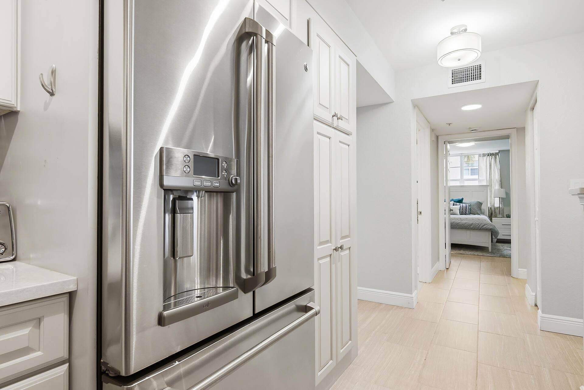 1801 N FLAGLER Drive, #201, West Palm Beach, FL 33407 1801-NORTH-FLAGLER-DR-UNIT-201-33407-005