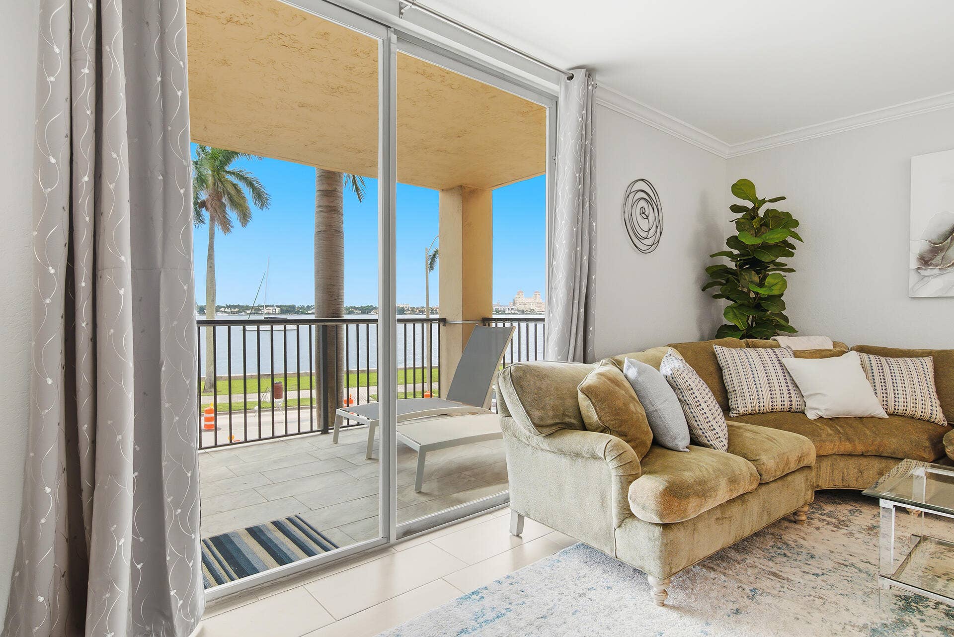 1801 N FLAGLER Drive, #201, West Palm Beach, FL 33407 1801-NORTH-FLAGLER-DR-UNIT-201-33407-012