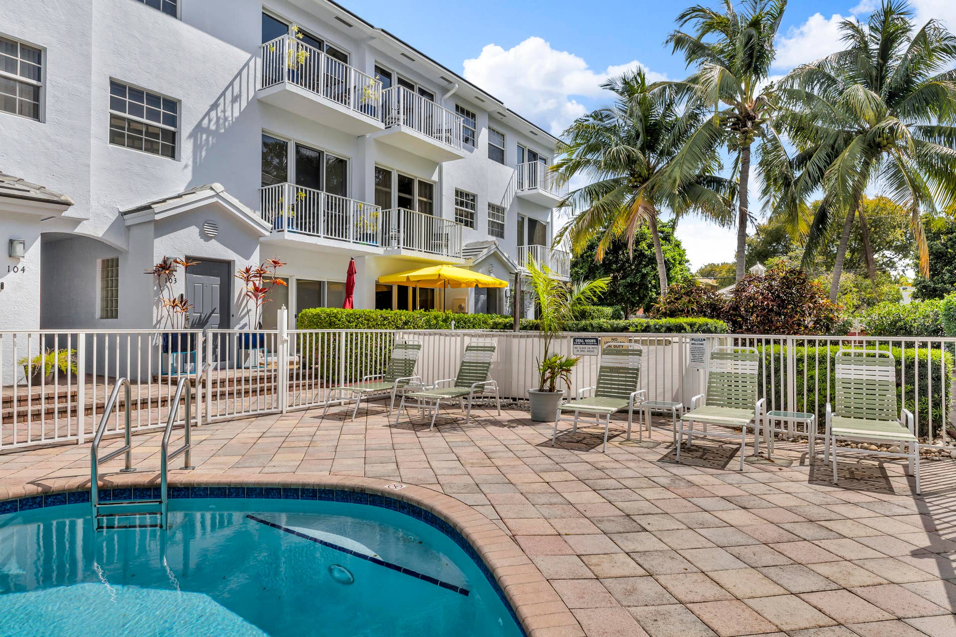 2725 NE 8TH Avenue, #112, Wilton Manors, FL 33334 cunningham (18)