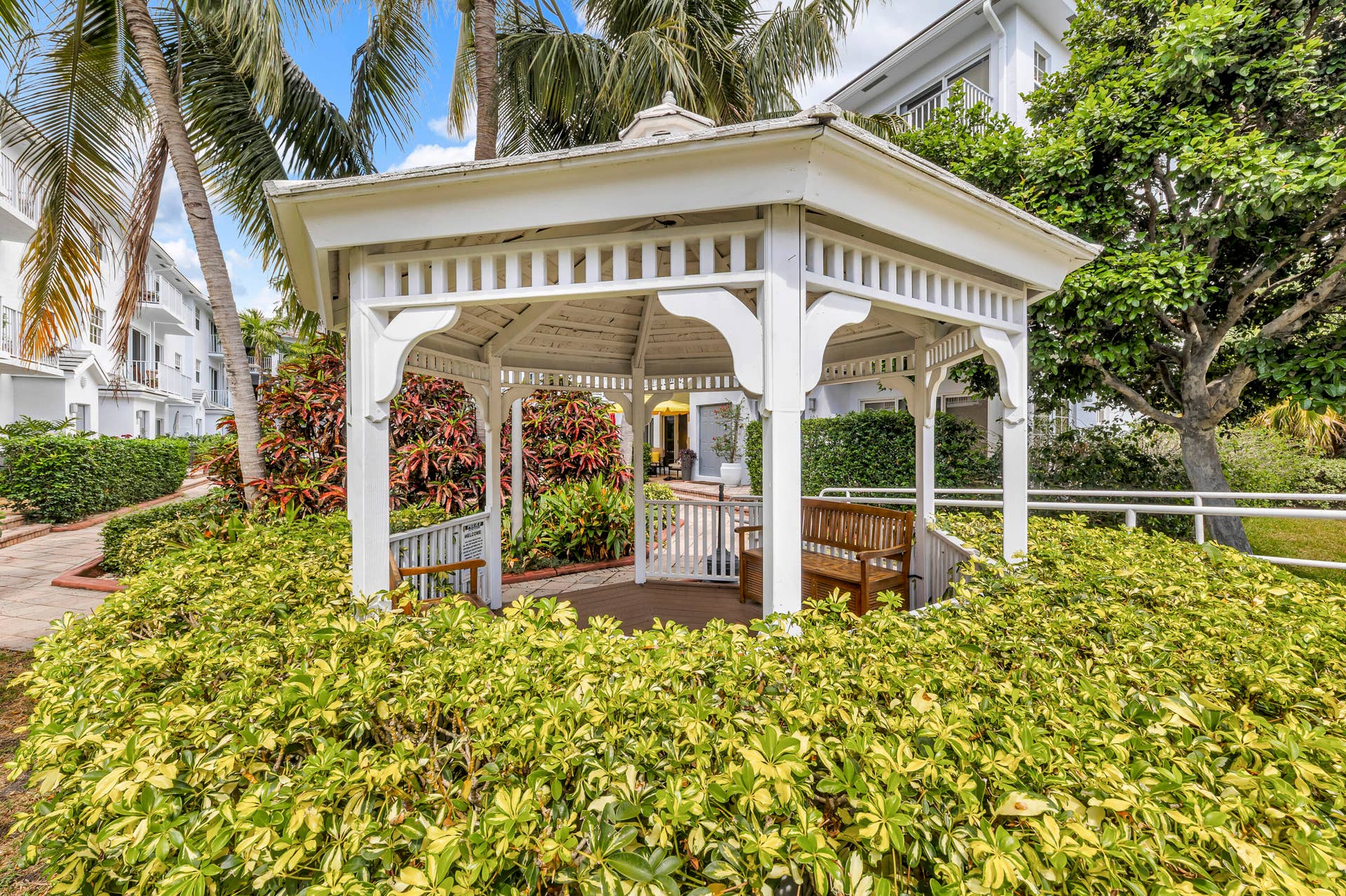 2725 NE 8TH Avenue, #112, Wilton Manors, FL 33334 cunningham (3)