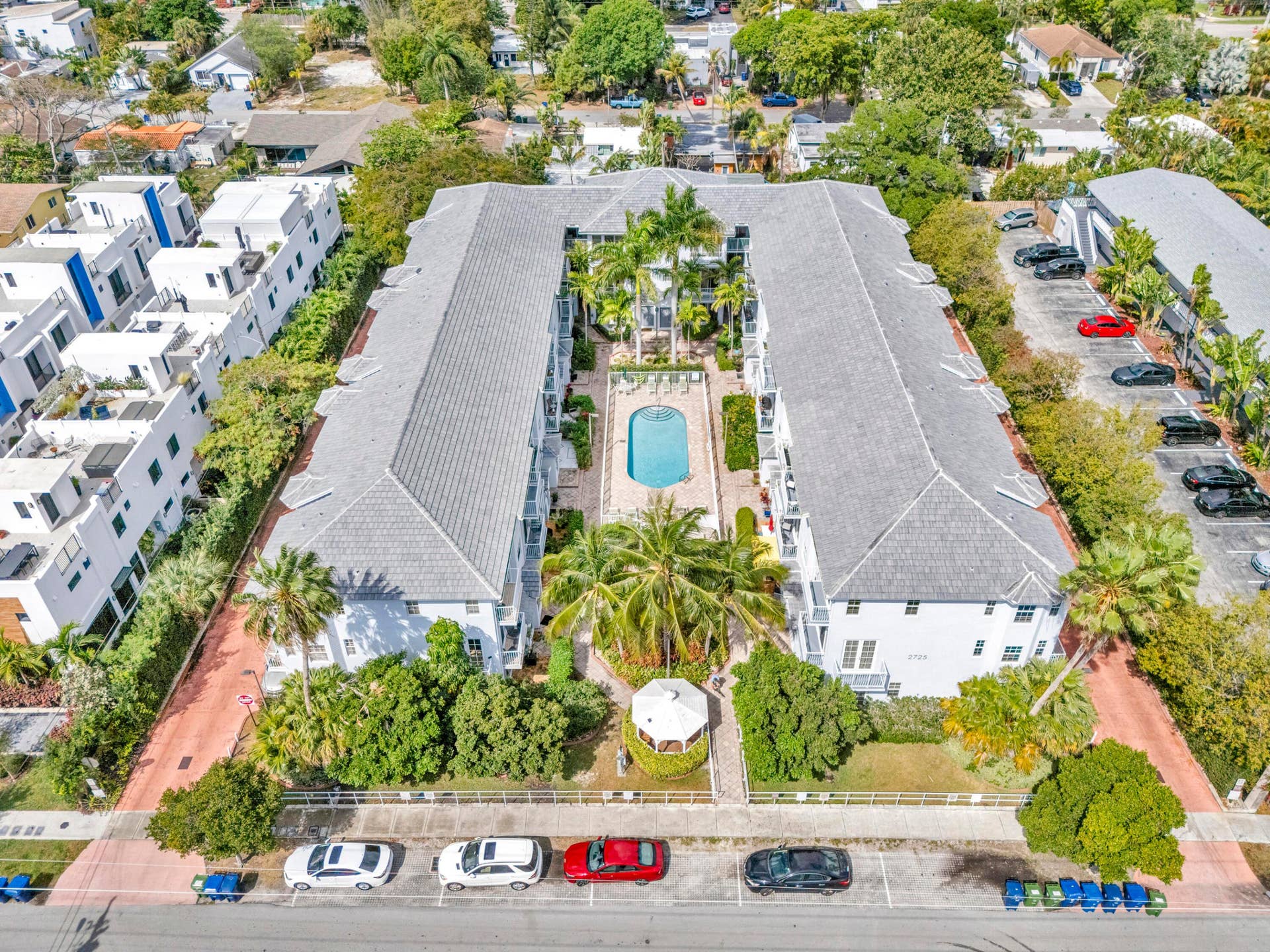 2725 NE 8TH Avenue, #112, Wilton Manors, FL 33334 cunningham-aerial (2)