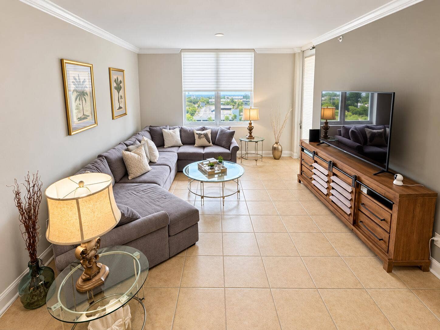 511 SE 5TH Avenue, #1409, Fort Lauderdale, FL 33301 Living Room Space