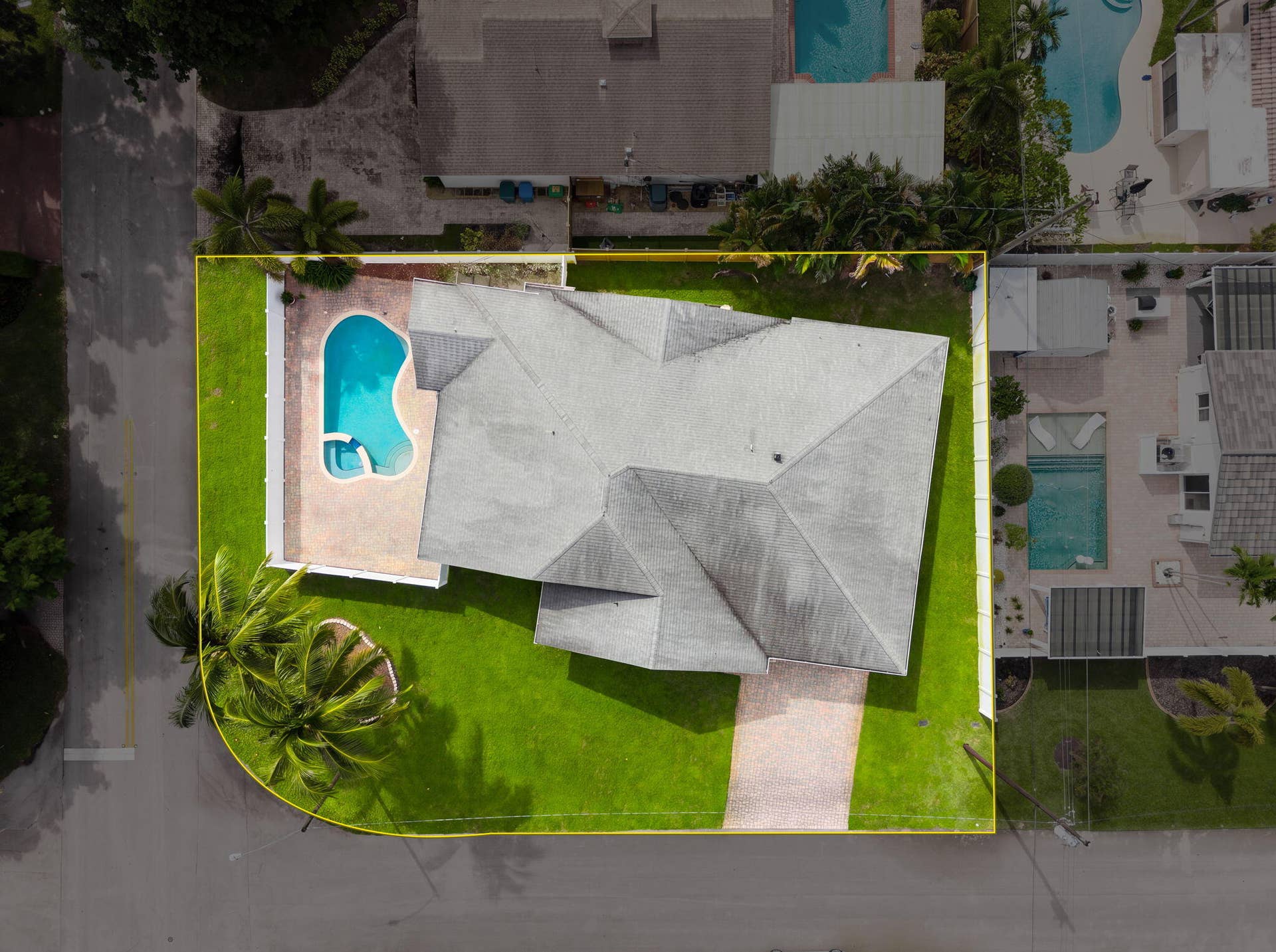 4361 NE 13TH Terrace, Oakland Park, FL 33334 46-web-or-mls-dji_fly_20261024_114110_01