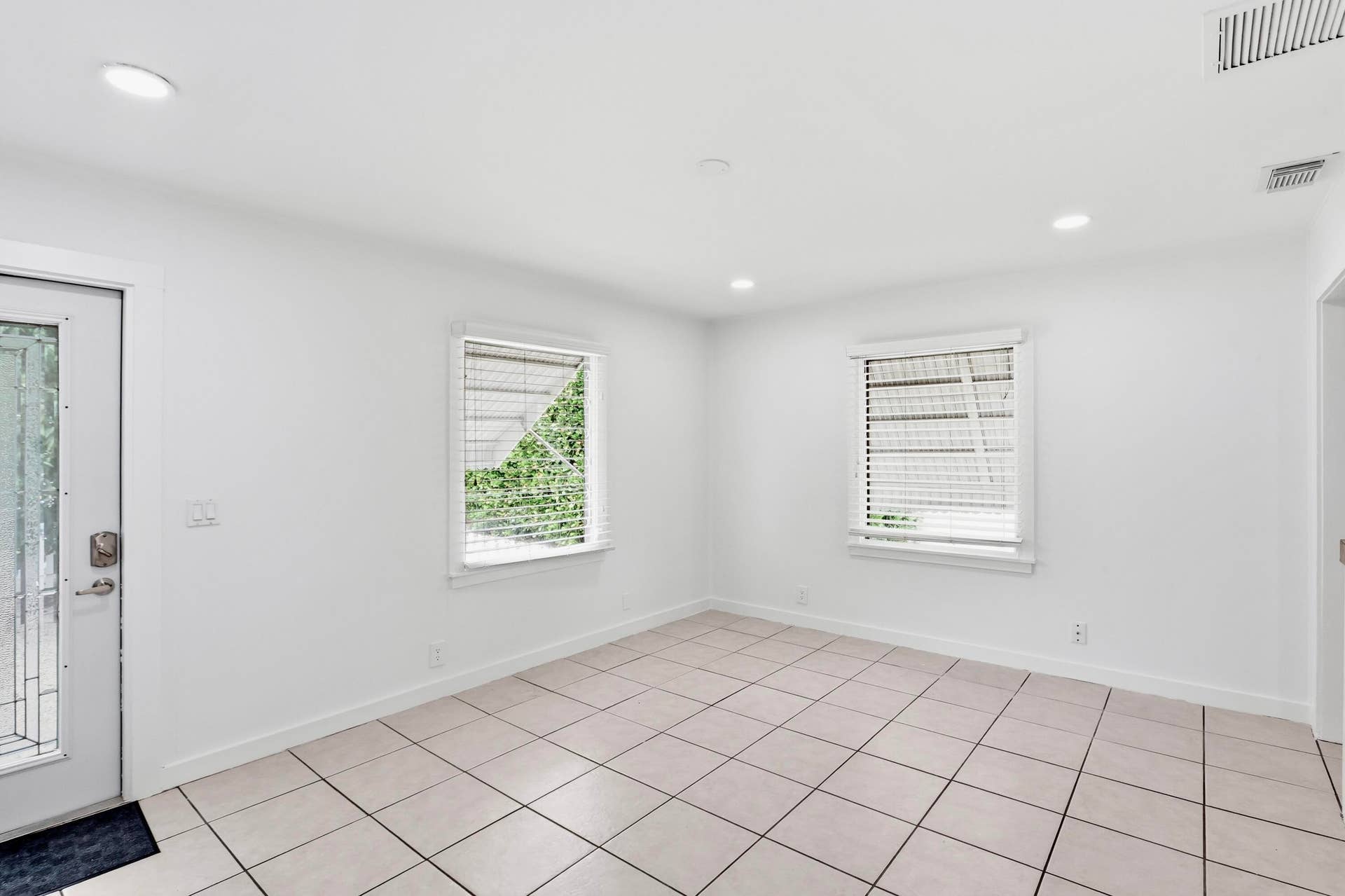 629 SE 4th Avenue, #Front, Delray Beach, Delray Beach, FL 33483 Living Room 2