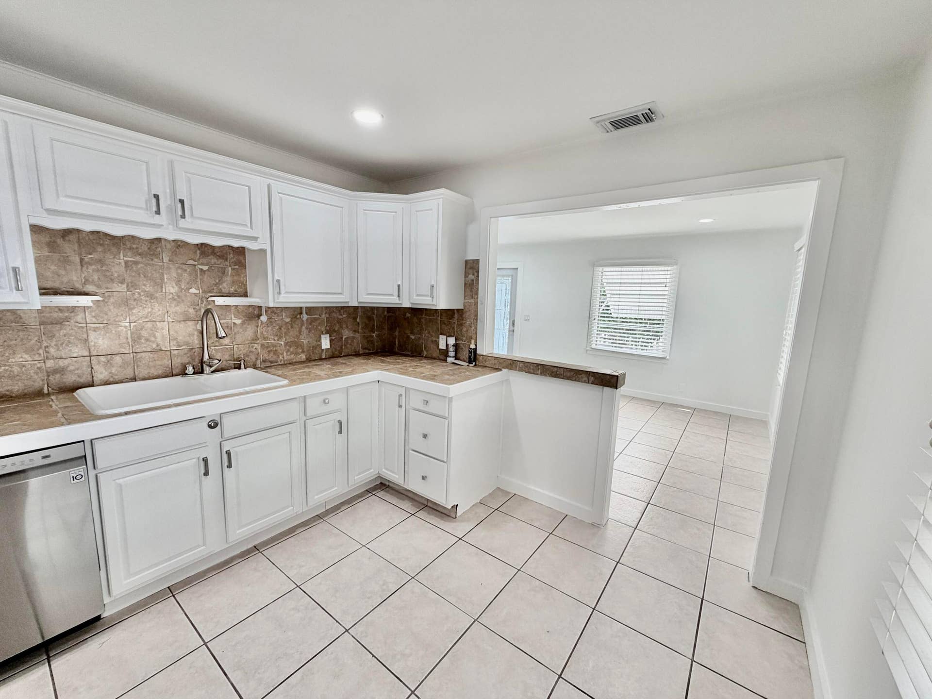 Large Kitchen