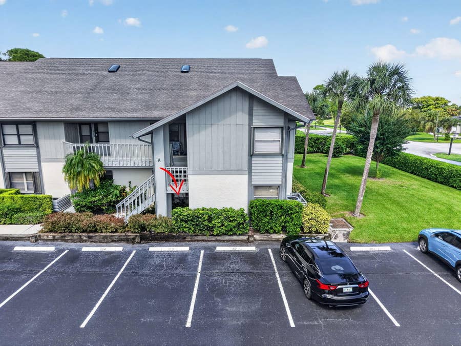 Property photo for 6295 SE Charleston Place, Hobe Sound, FL