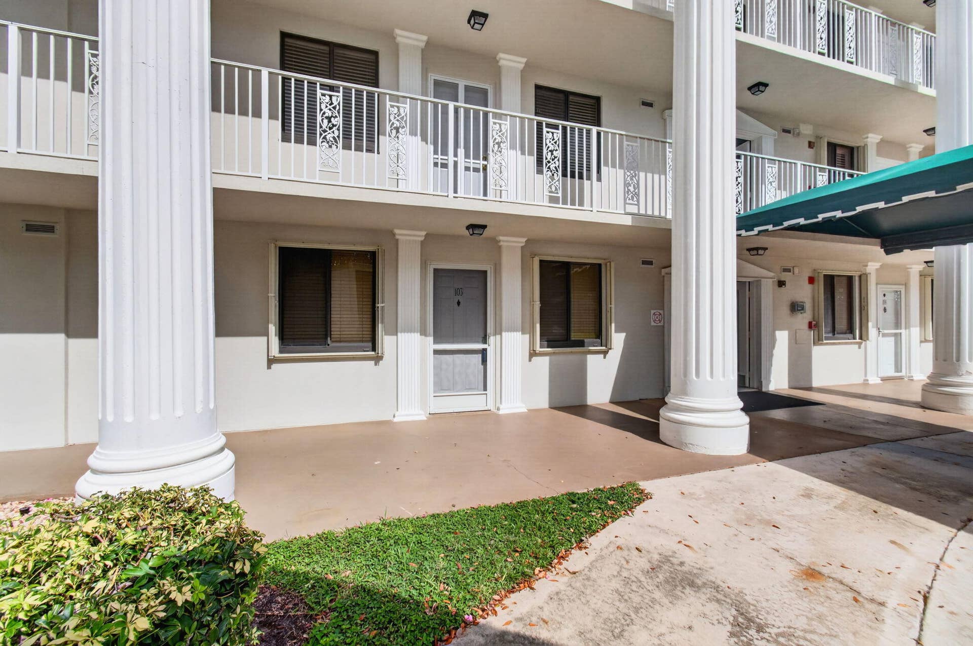 6169 Balboa Circle, #103, Boca Raton, FL 33433 8-web-or-mls-DSC_4891