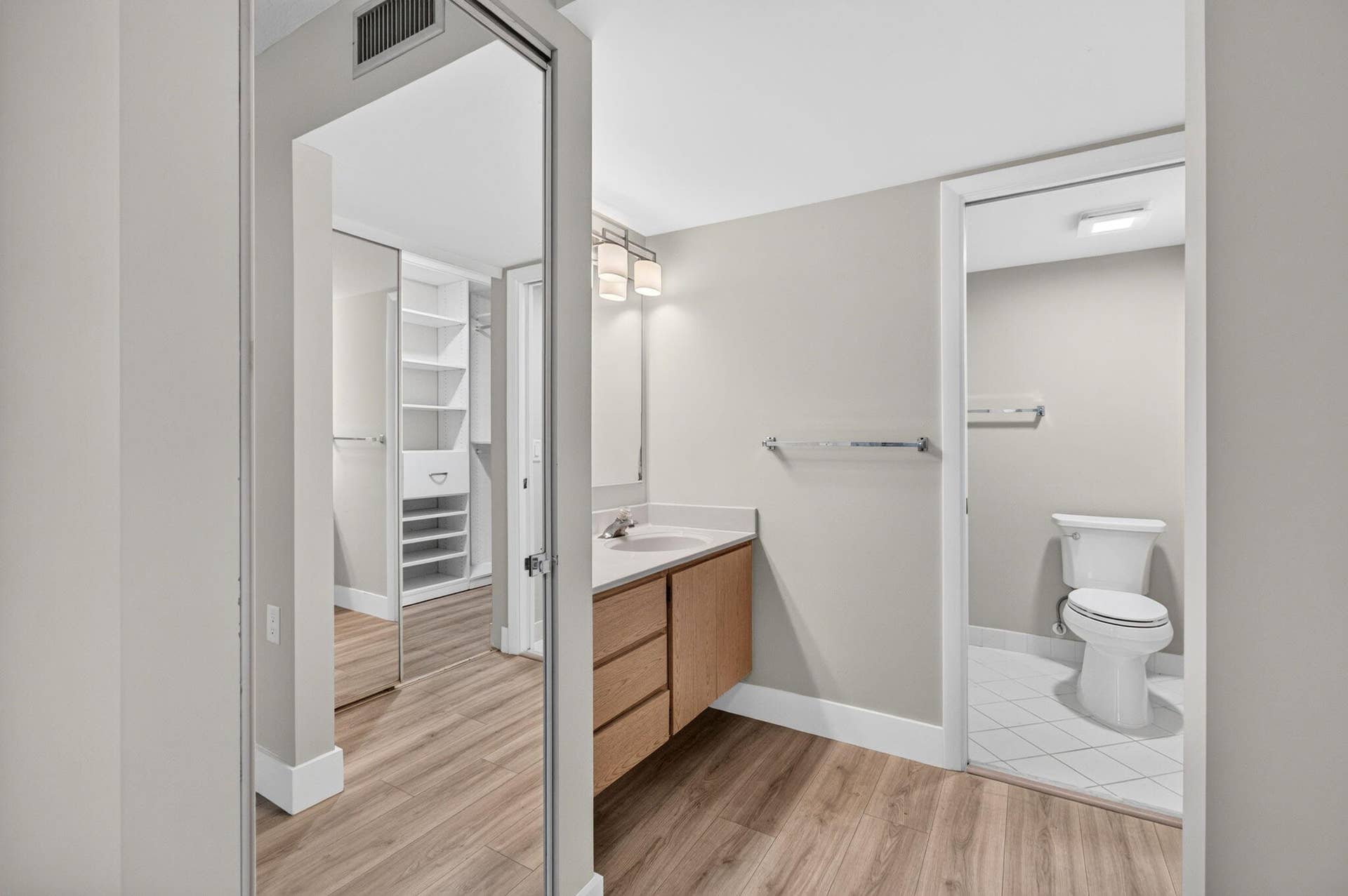 6169 Balboa Circle, #103, Boca Raton, FL 33433 Primary Bath