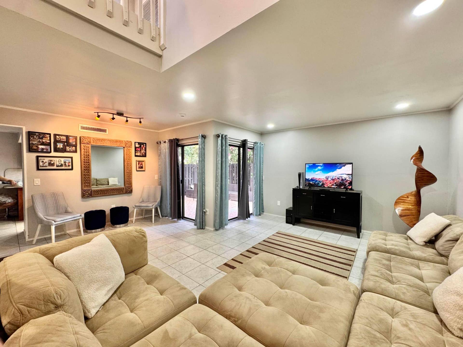 Living Room C