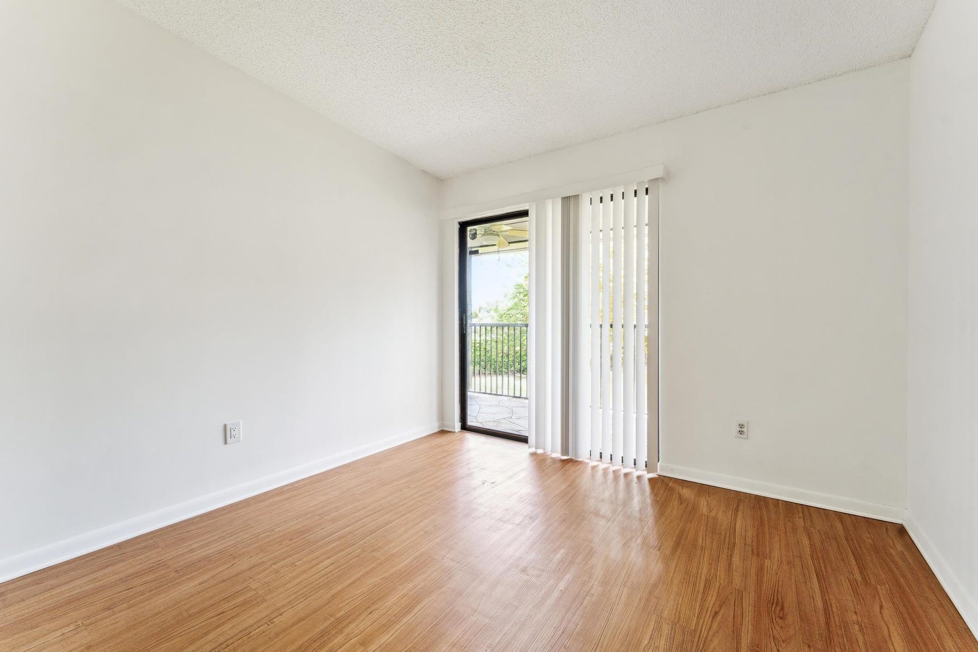 10411 E CLAIRMONT Circle, #211, Tamarac, FL 33321 Photo 11