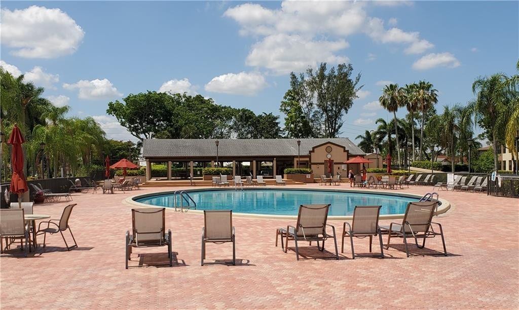 10411 E CLAIRMONT Circle, #211, Tamarac, FL 33321 Photo 16