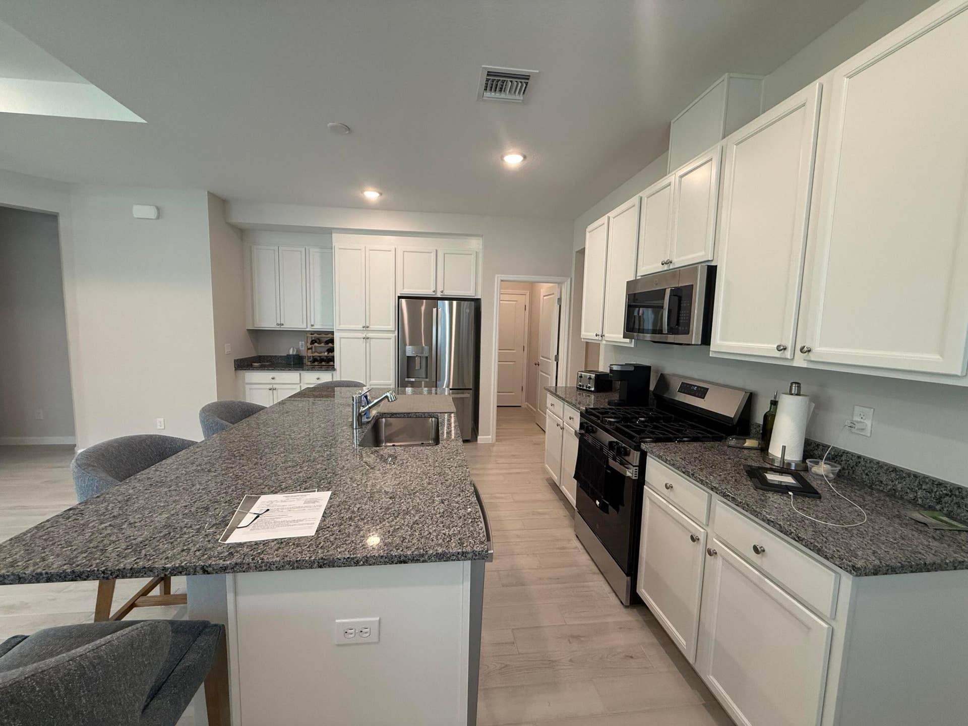 10195 NW DREAMWEAVER Road, Port St Lucie, FL 34987 20250911161853379525000000-o (1)